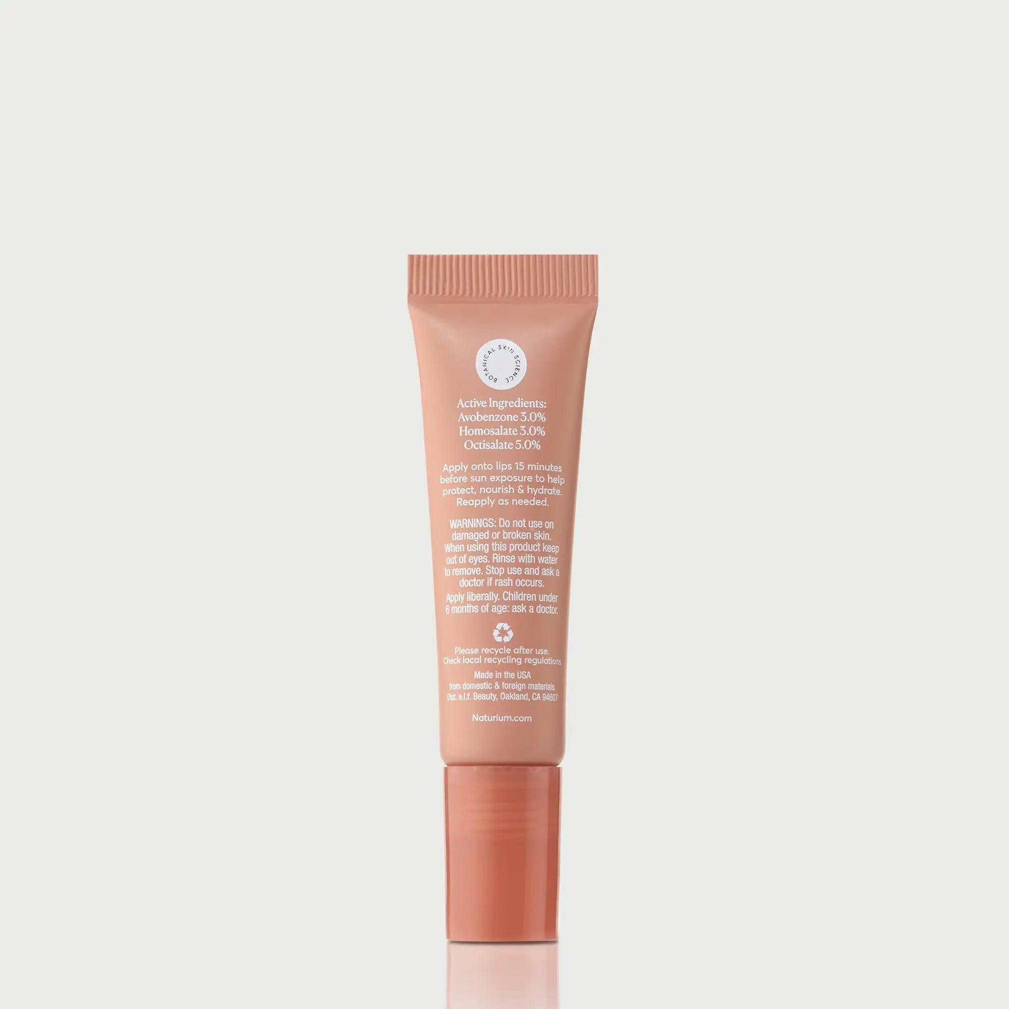 phyto-glow-lip-balm-spf-45-getaway-i0 NATR-10126_PhytoGlow_SPF_Getaway_primary_capon_back_bonebkgd_1.webp