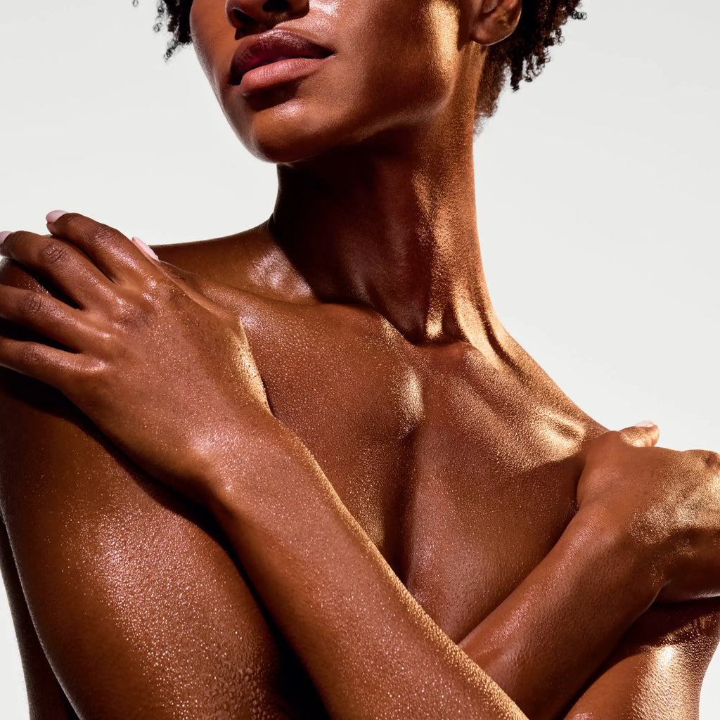 the-glow-getter-multi-oil-body-scrub-a5 NATR-40028-Alt-Image-The_Glow_Getter_Multi-Oil_Body_Scrub-06_1.webp