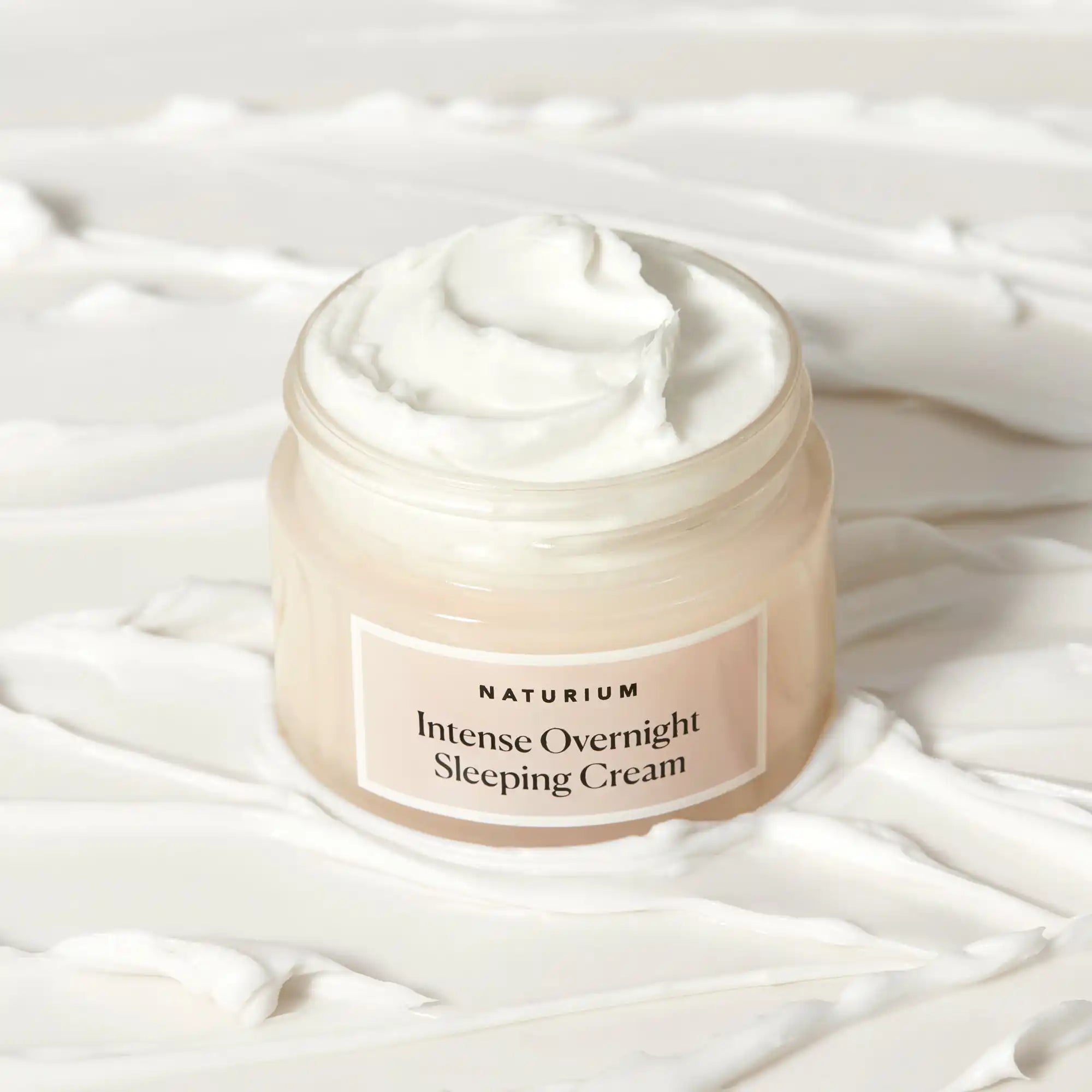 intense-overnight-sleeping-cream-o4 sleepingcream_0880-crop_1.webp